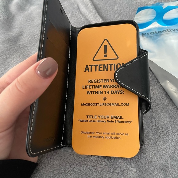 Galaxy 8 case - Picture 3 of 3